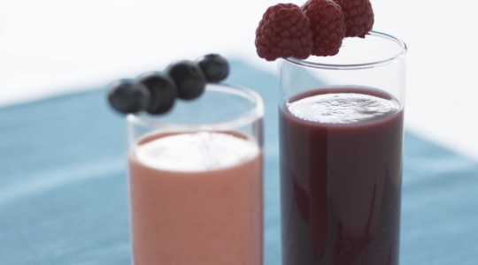 Frullato di yogurt pera mirtilli Juice Expert Magimix