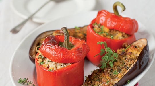 Melanzane e peperoni ripieni con bulgur